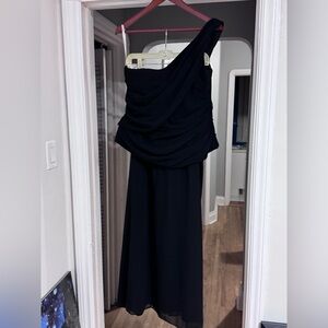 💥Sophisticated Black Gala Set – Draped Top & Chiffon Skirt – David’s Bridal💥